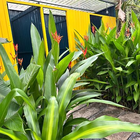 Hide Away Bungalows In Ben Tre City Exterior photo