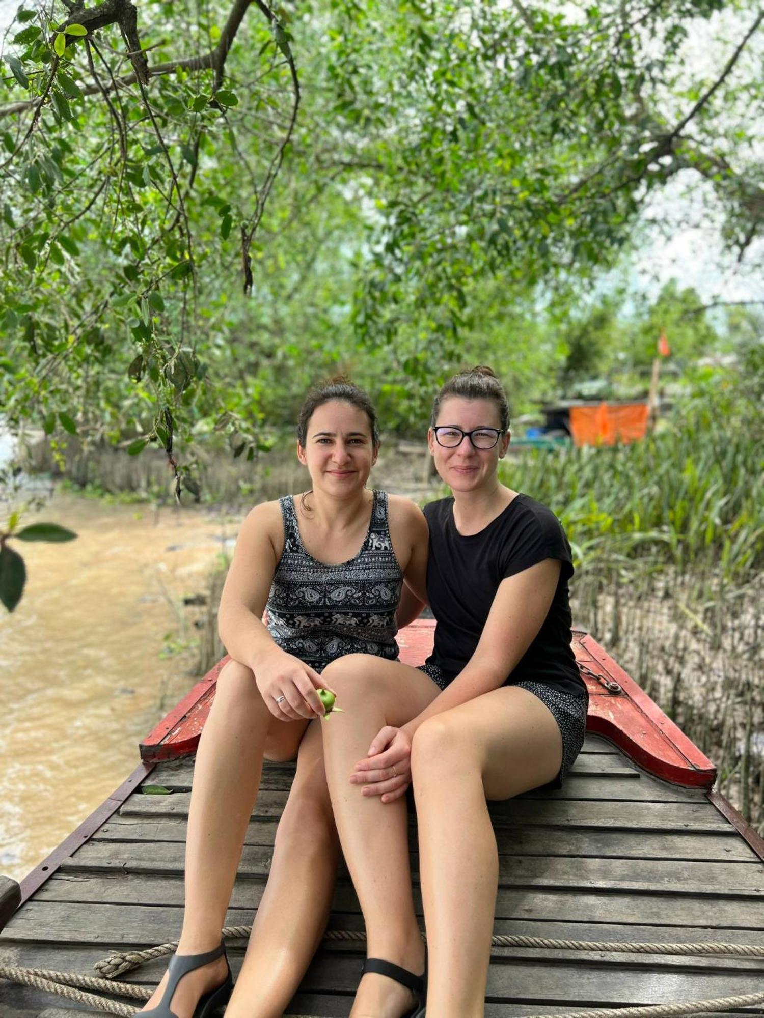 Hide Away Bungalows In Ben Tre City Exterior photo