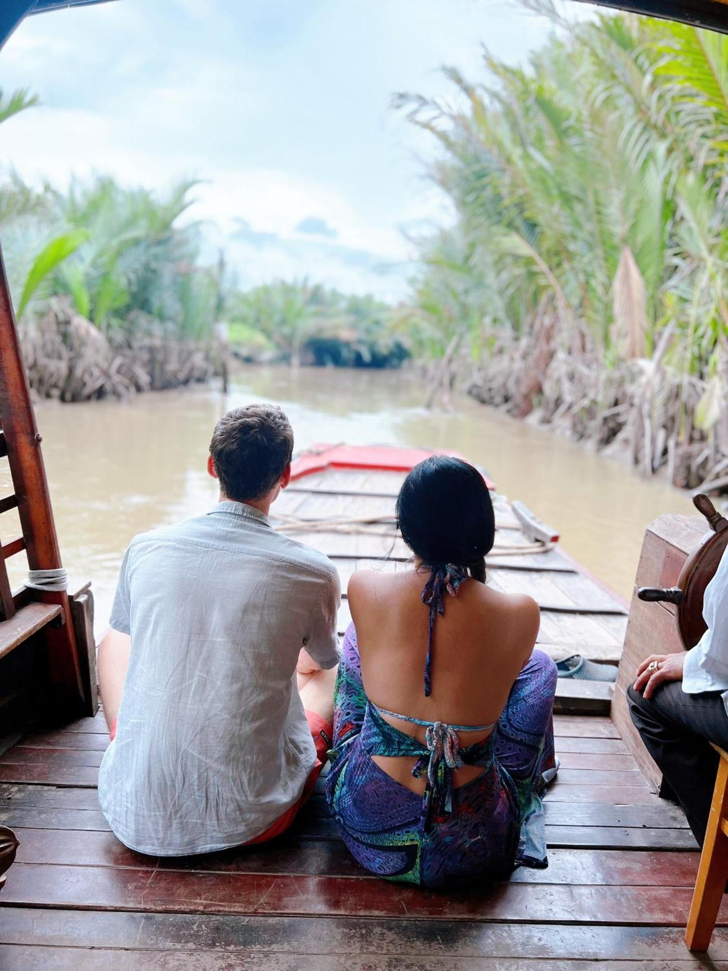 Hide Away Bungalows In Ben Tre City Exterior photo